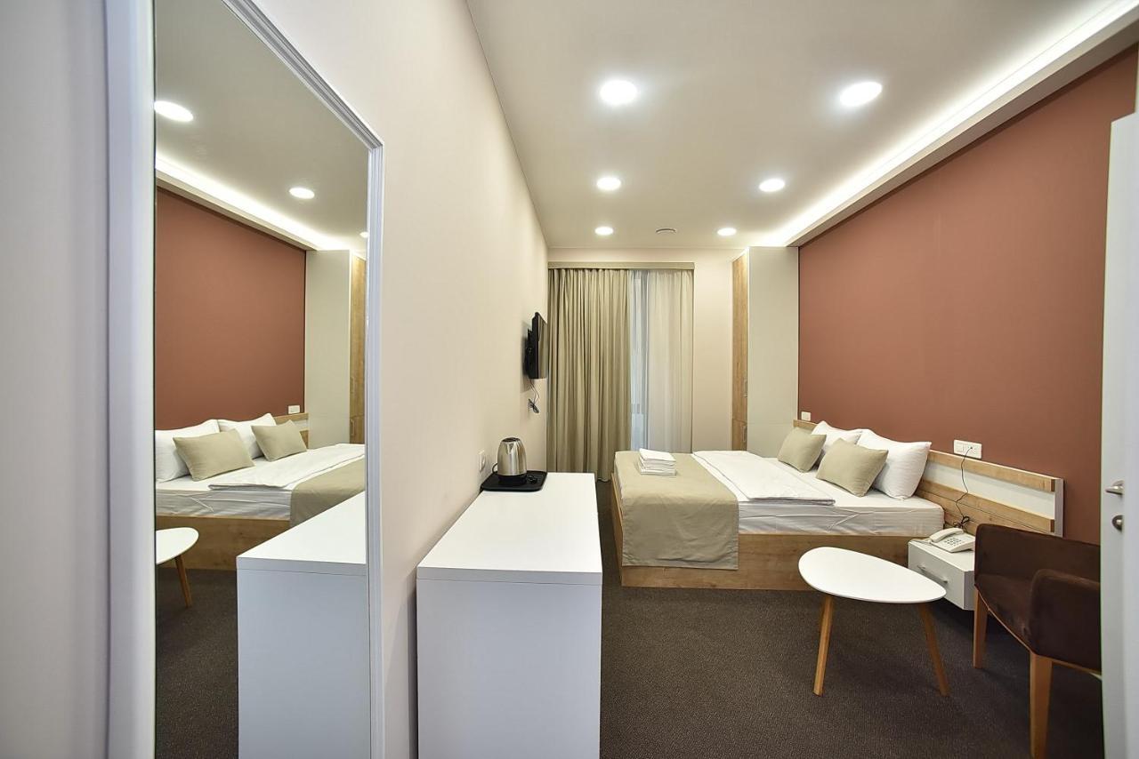 Bonjour Boutique Hotel Erivan Dış mekan fotoğraf